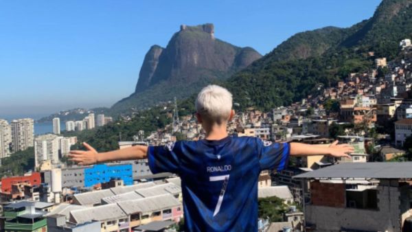 Experience Rocinha with a Local