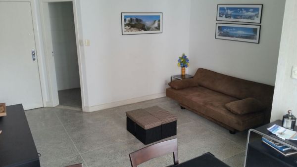 Apt 2 qts, Ondina