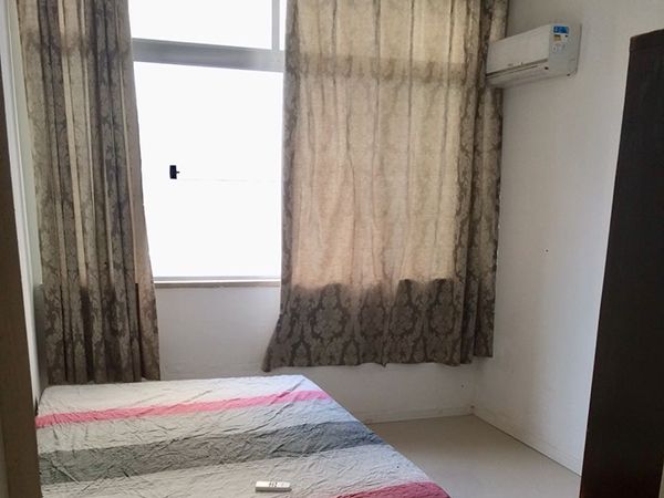 Apt 3 qts, Barra
